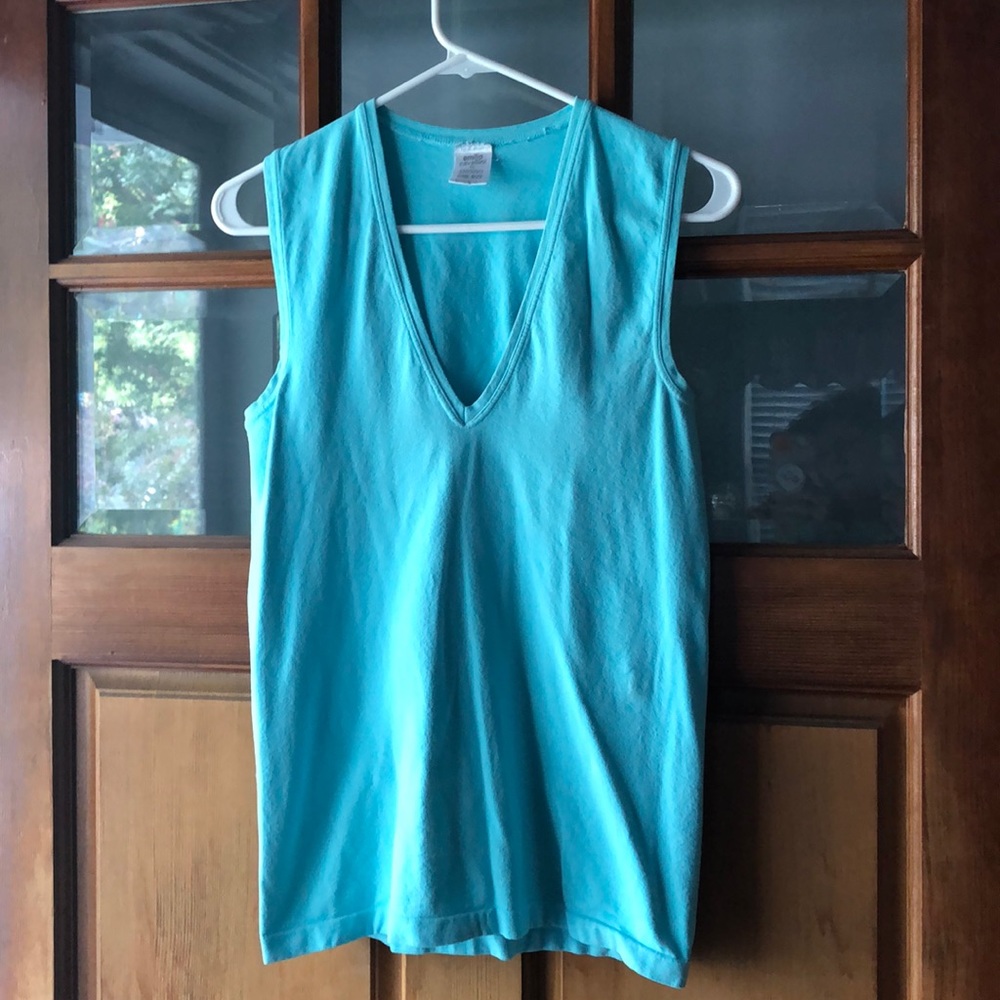 Sleeveless top